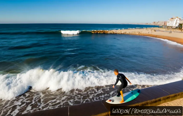 아르헨티나에서 서핑 가능한 해변 - Photorealistic wide-angle coastal scene at Playa Grande in Mar del Plata, Argentina, a surfer in a f...